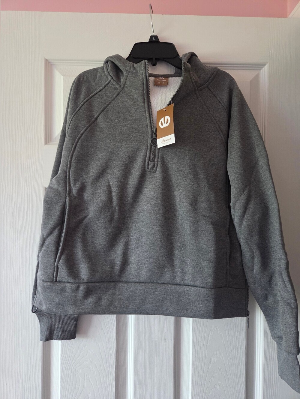 Women's Quarter Zip Sweater Size S NEW